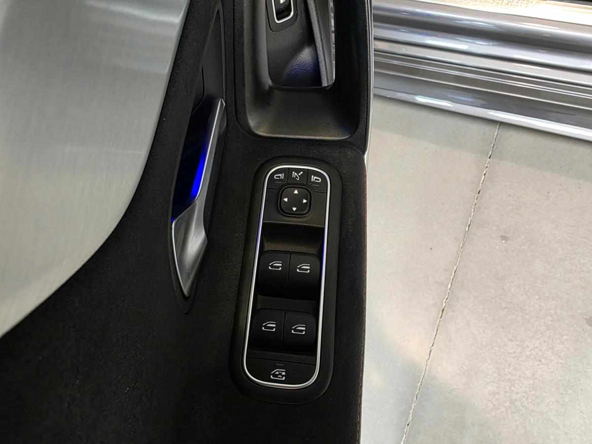 mercedes-benz-cla-250-e-2022-gasolina-1332cc