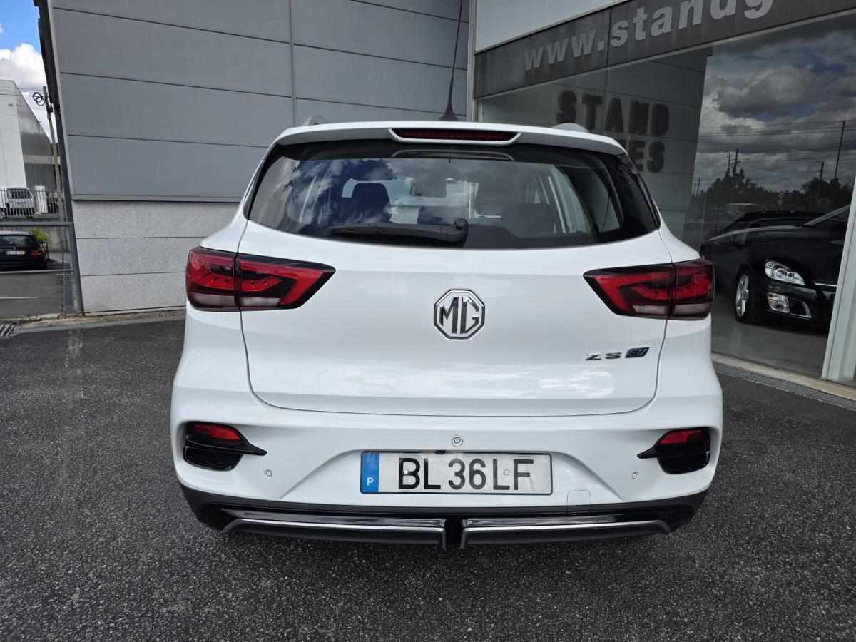 mg-zs-ev-standard-range-2024-eletrico