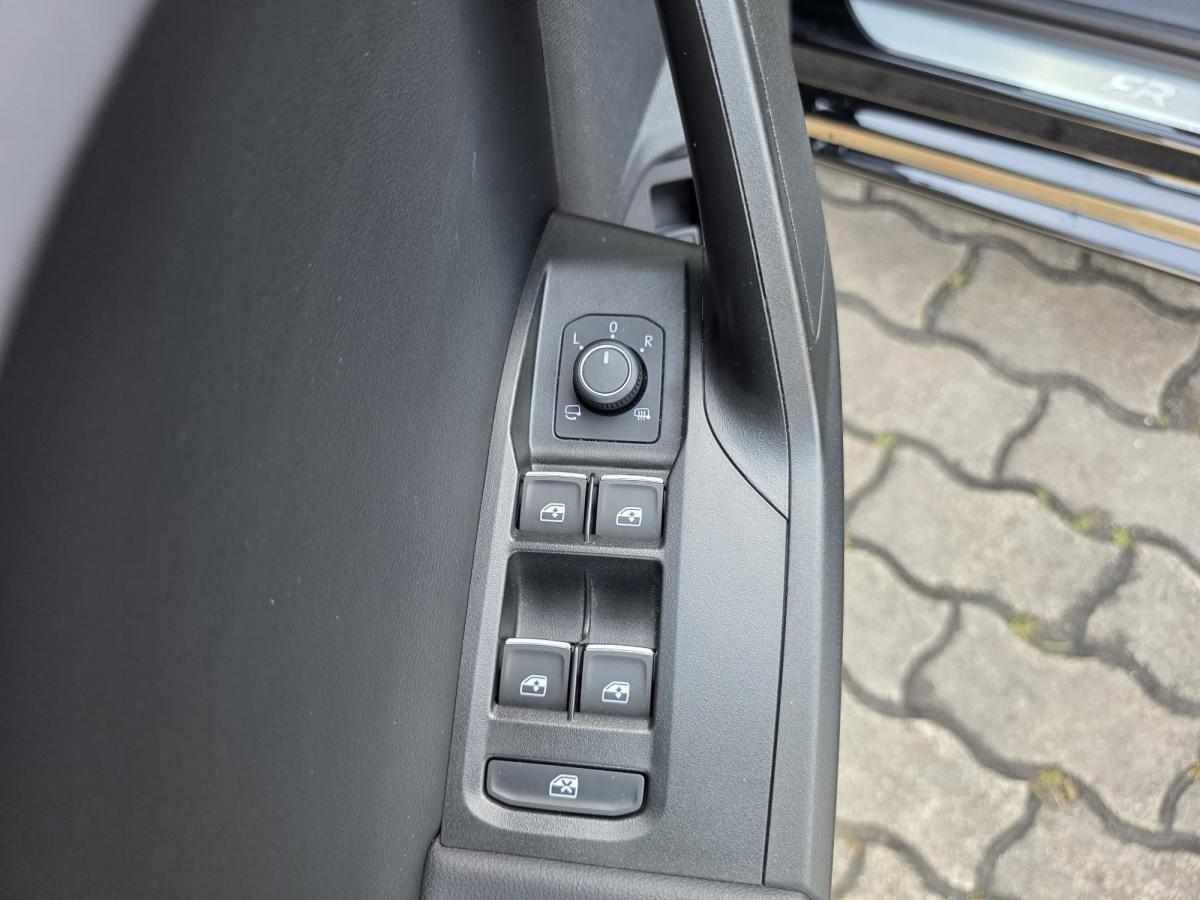 seat-leon-e-hybrid-2024-gasolina-1395cc