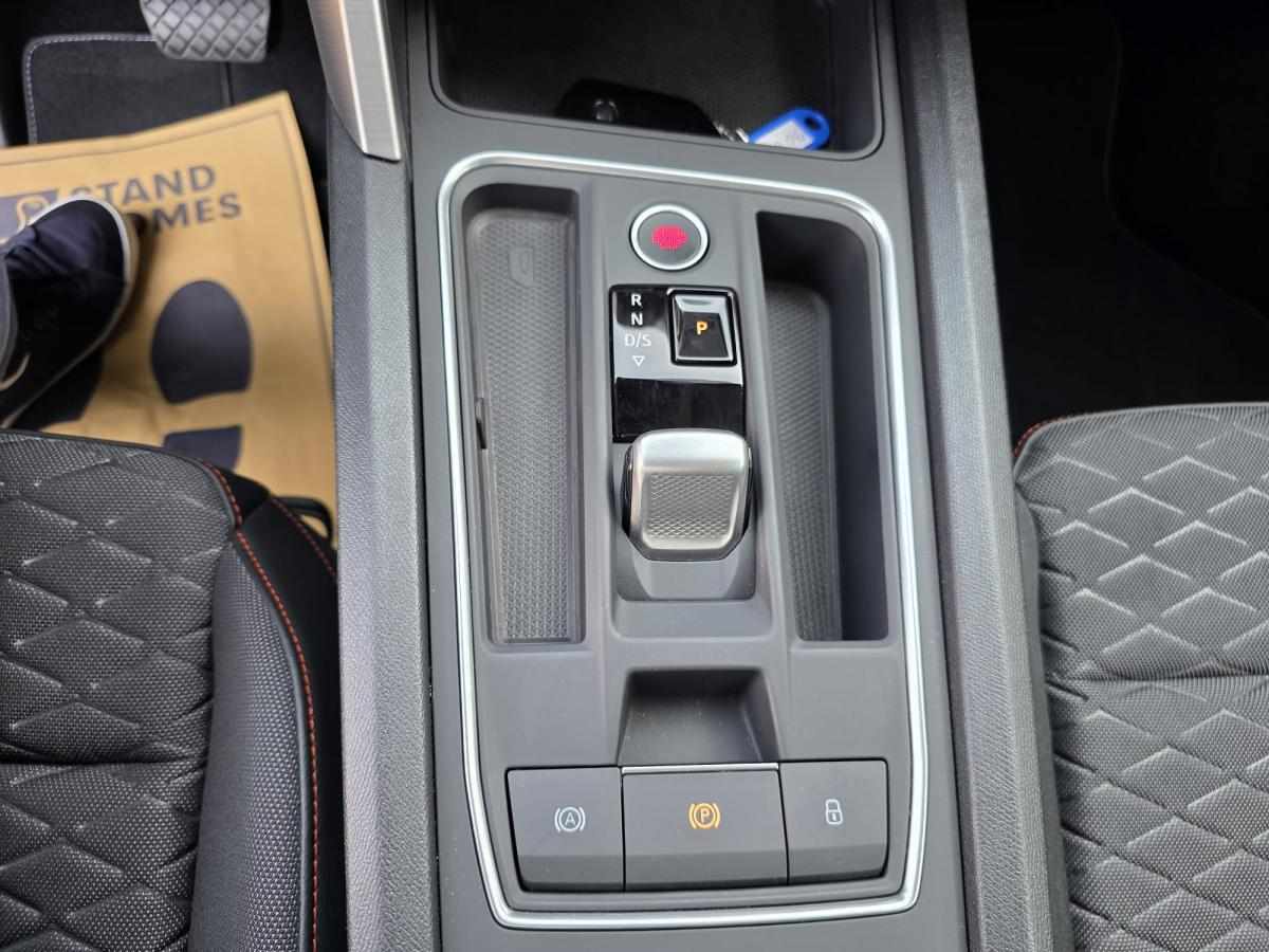 seat-leon-e-hybrid-2024-gasolina-1395cc