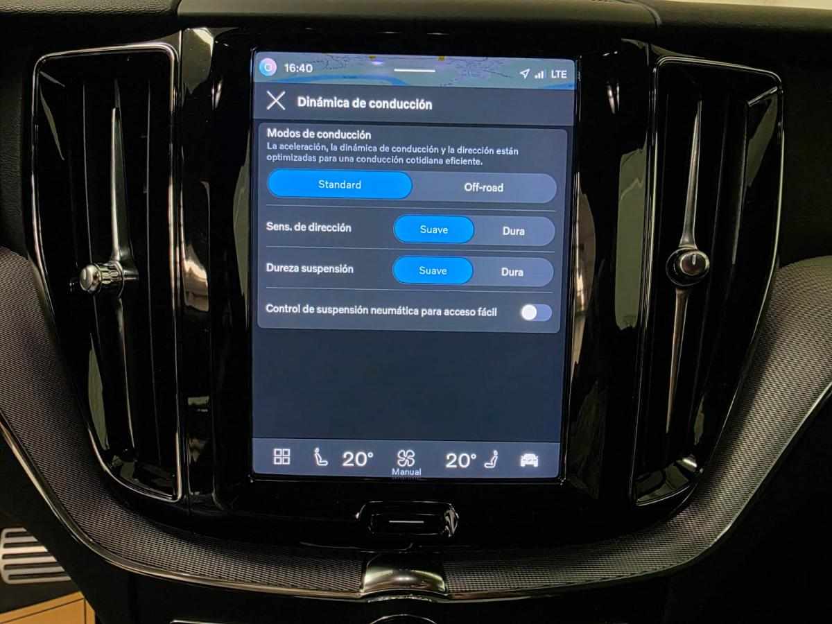 volvo-xc60-b5-2-0-awd-2021-diesel-1969cc