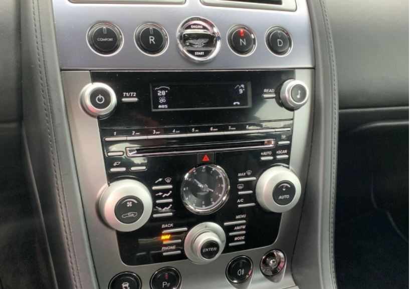 aston-martin-vantage-coupe-2011-gasolina-4735cc