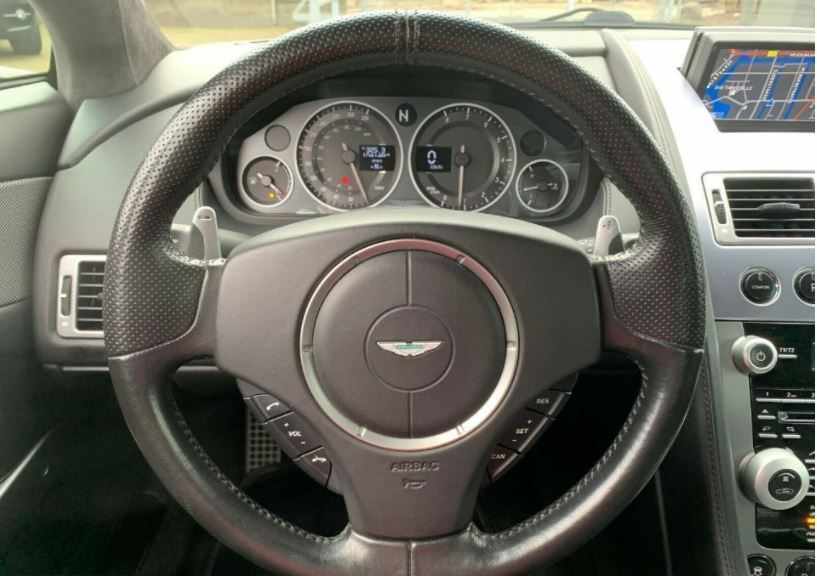aston-martin-vantage-coupe-2011-gasolina-4735cc