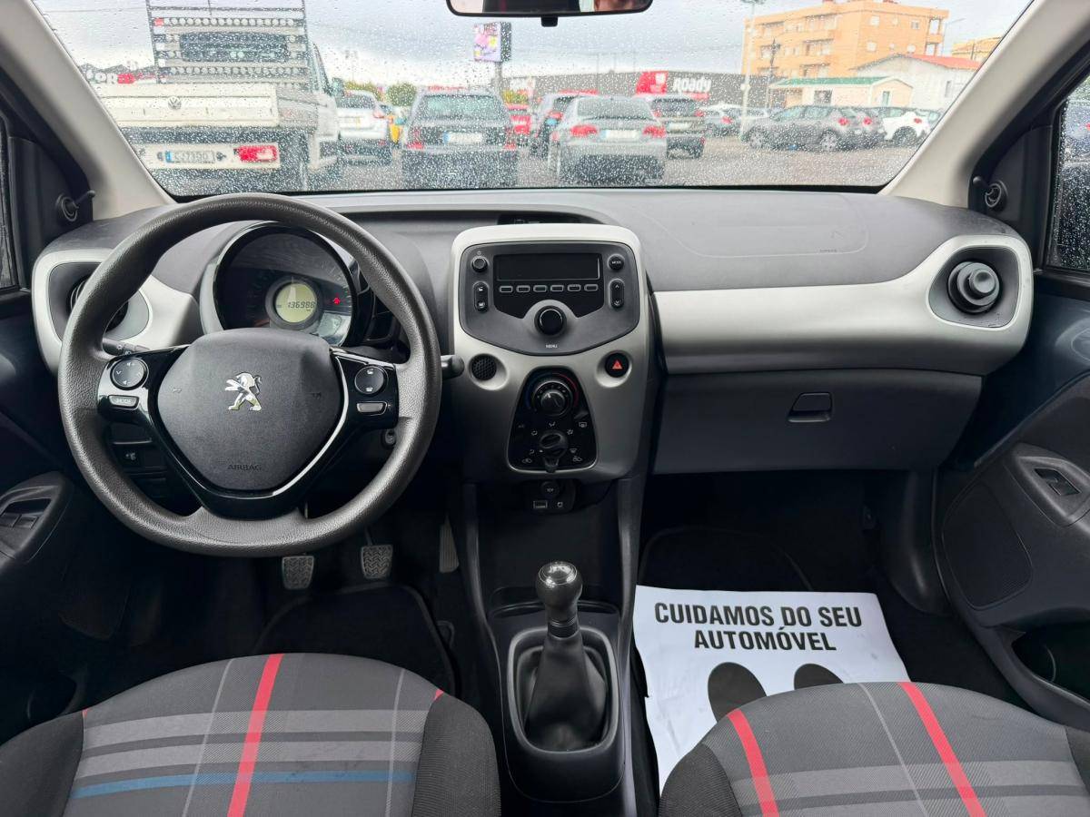 peugeot-108-2014-gasolina-998cc