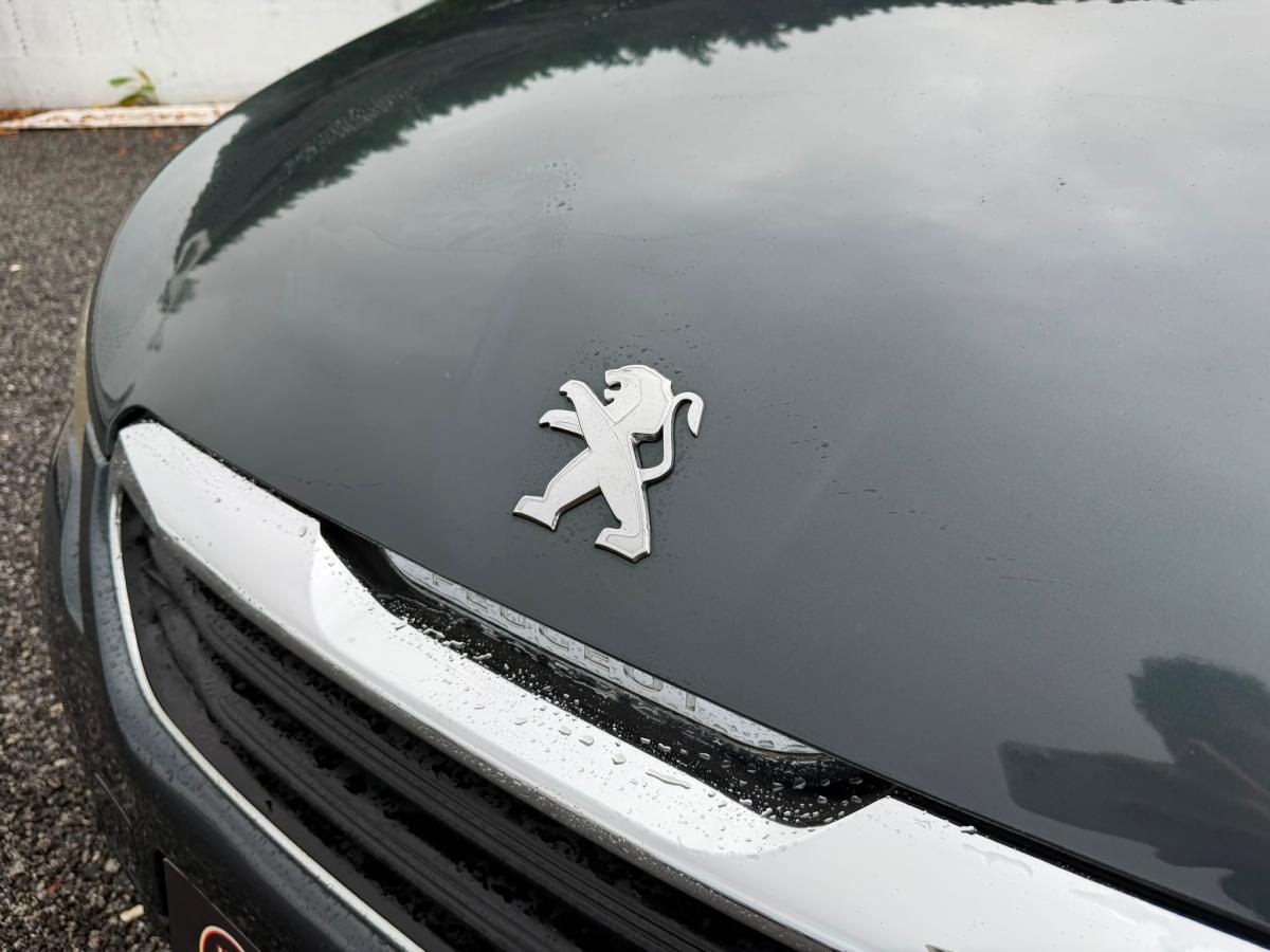 peugeot-108-2014-gasolina-998cc