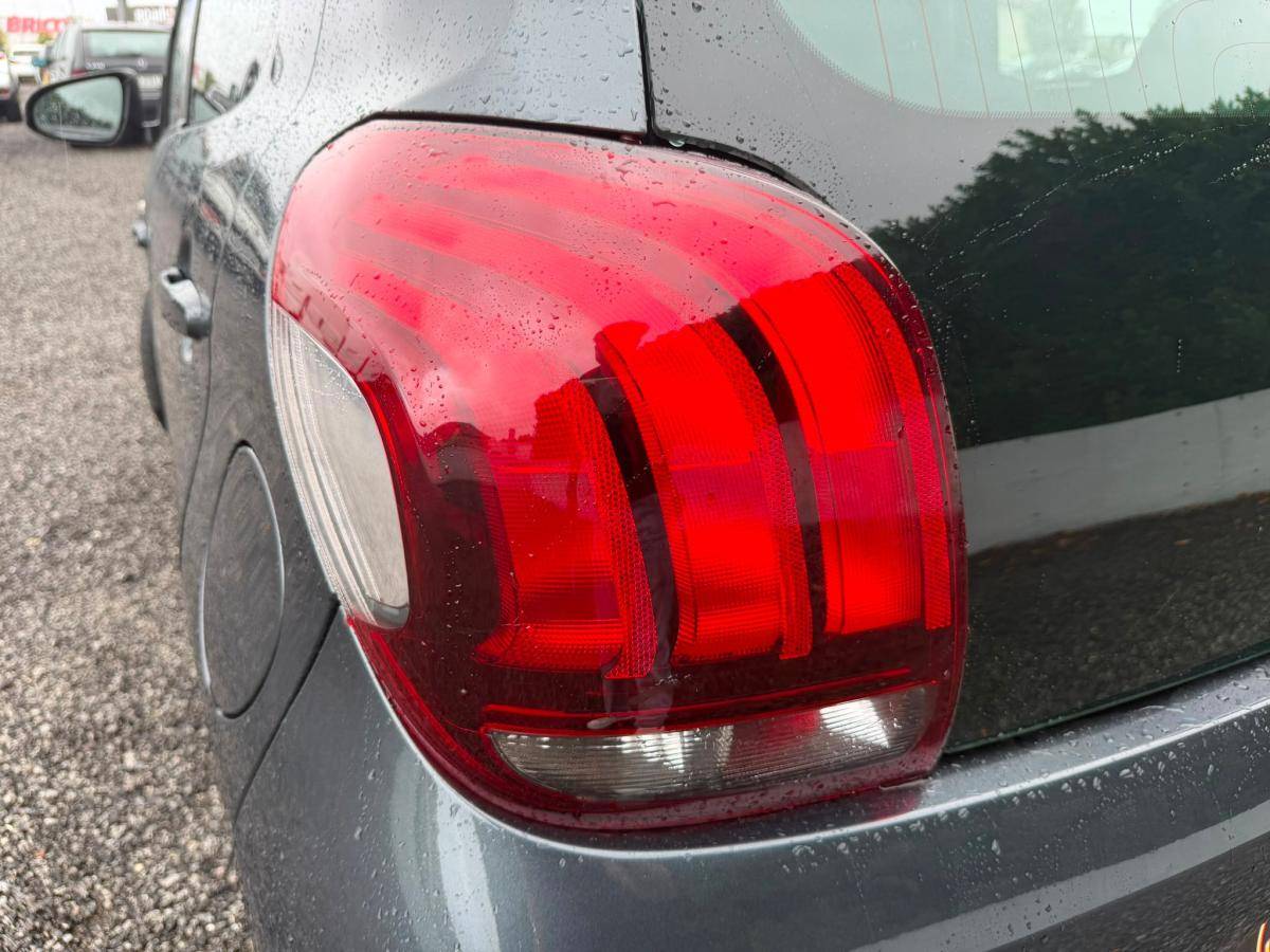 peugeot-108-2014-gasolina-998cc