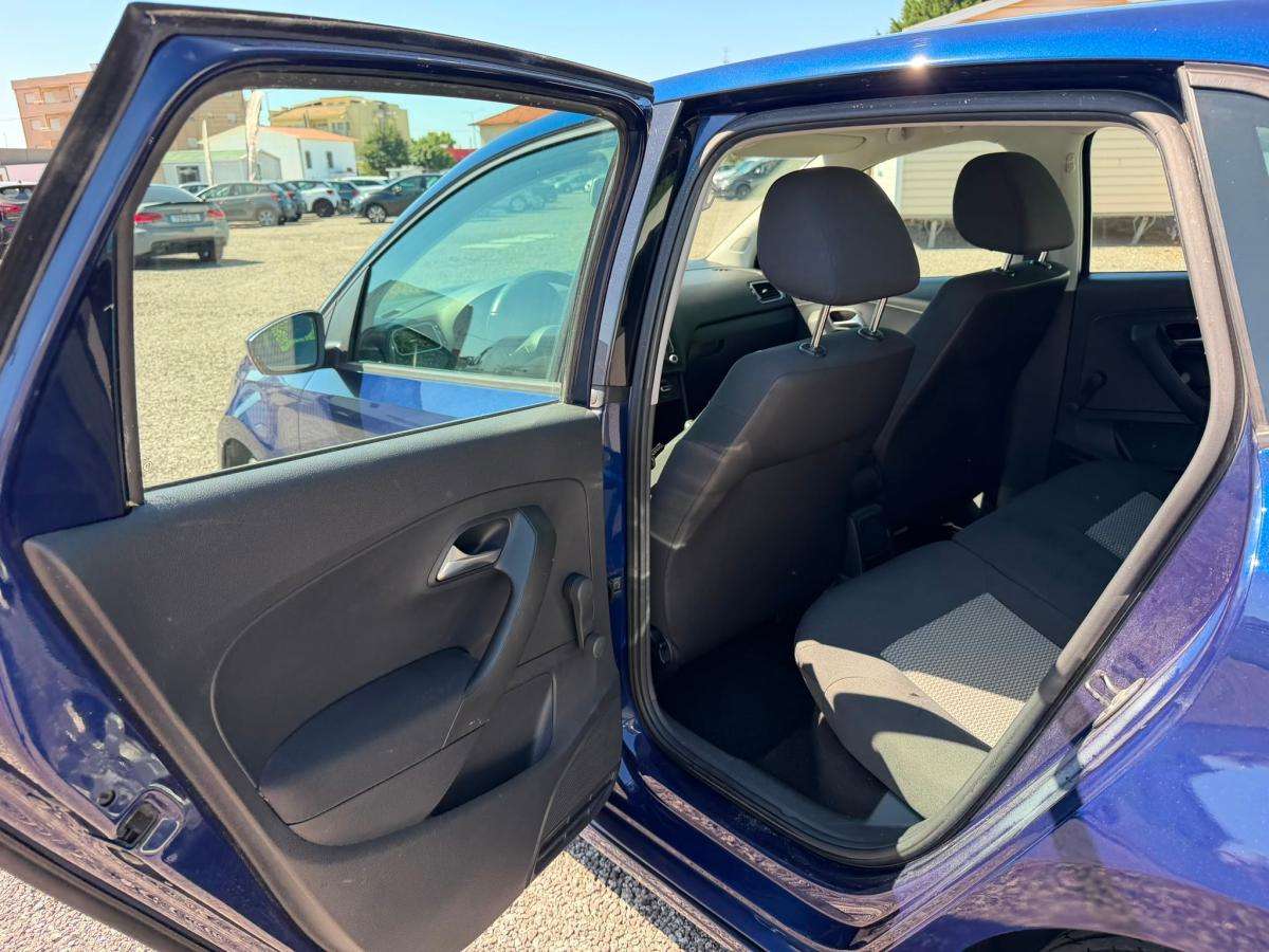 volkswagen-polo-2012-diesel-1199cc