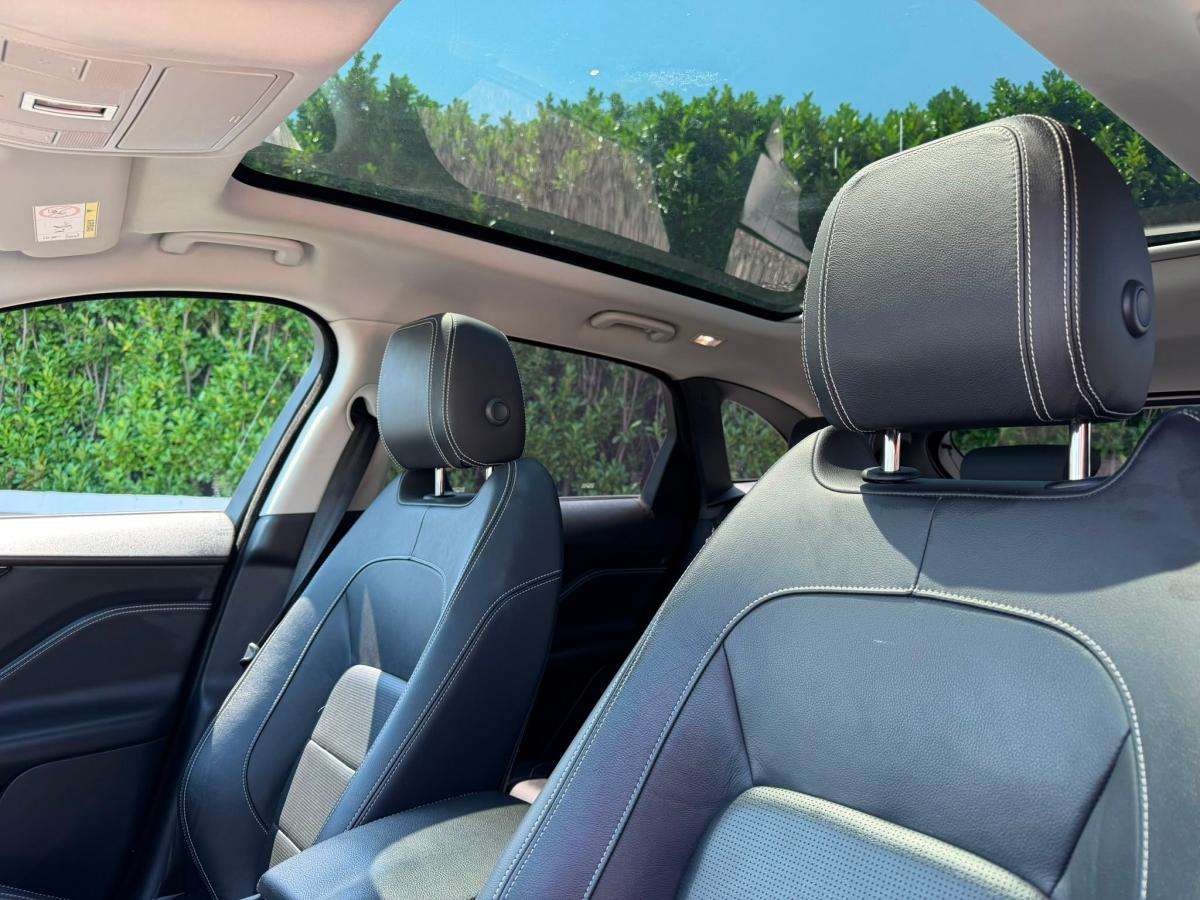 jaguar-f-pace-2017-diesel-1999cc