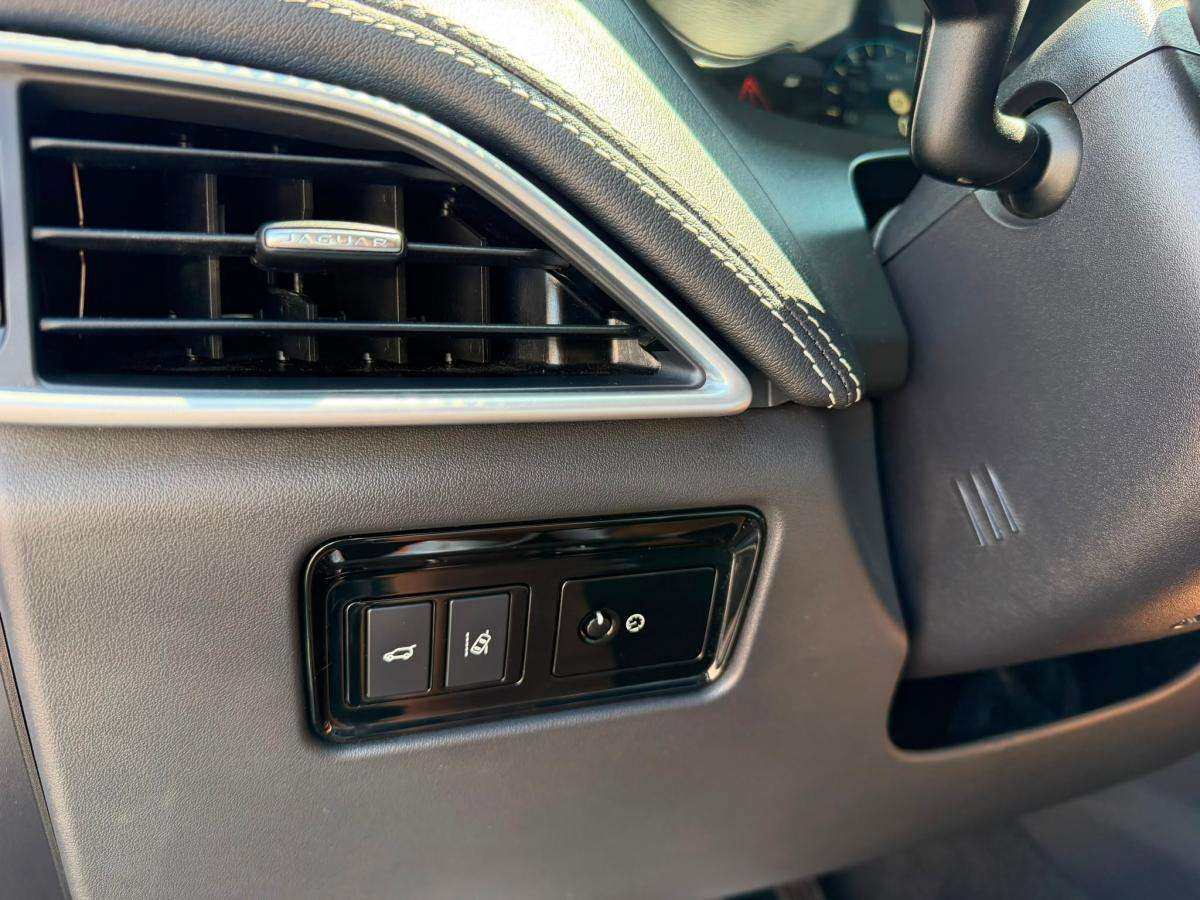 jaguar-f-pace-2017-diesel-1999cc