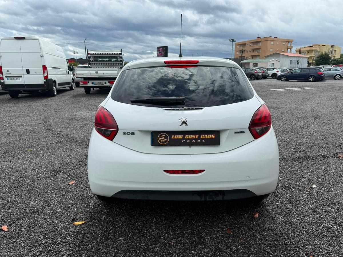peugeot-208-2017-diesel-1560cc