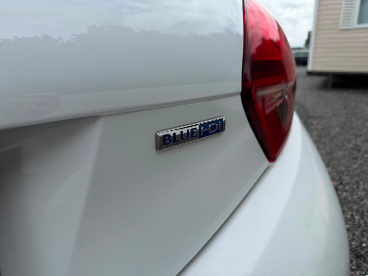 peugeot-208-2017-diesel-1560cc