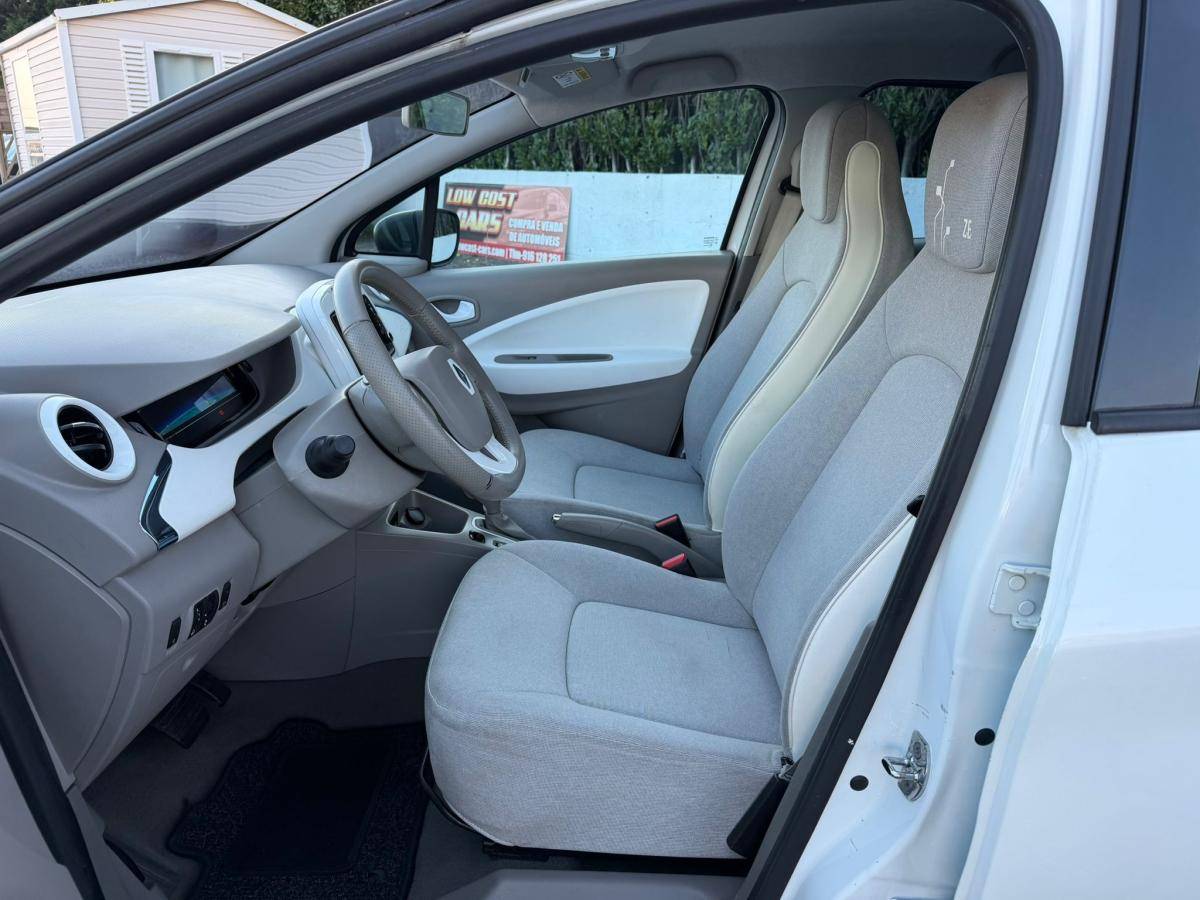 renault-zoe-2013-eletrico-0cc