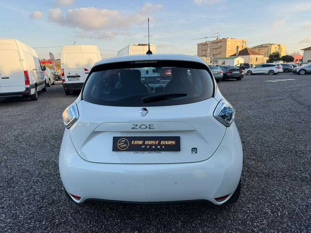renault-zoe-2013-eletrico-0cc