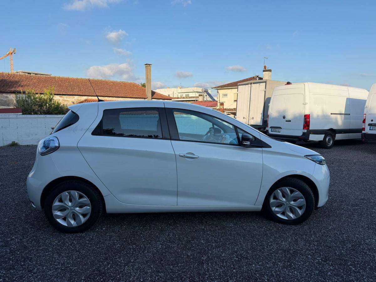 renault-zoe-2013-eletrico-0cc