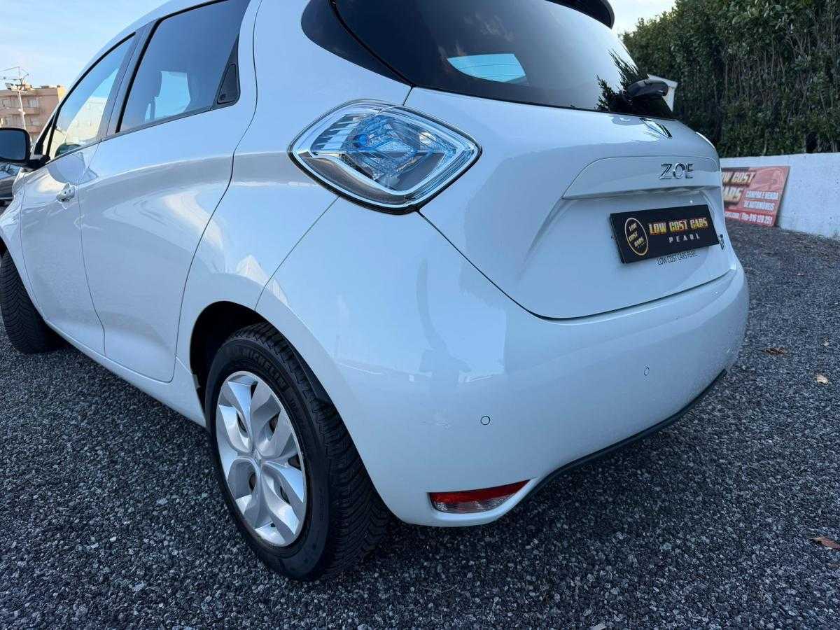 renault-zoe-2013-eletrico-0cc