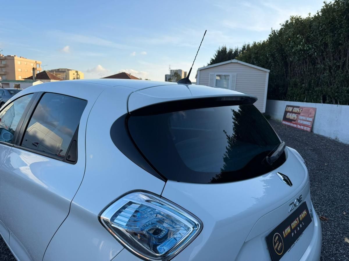 renault-zoe-2013-eletrico-0cc