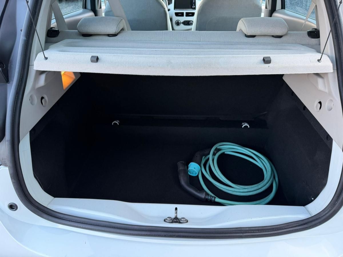renault-zoe-2013-eletrico-0cc