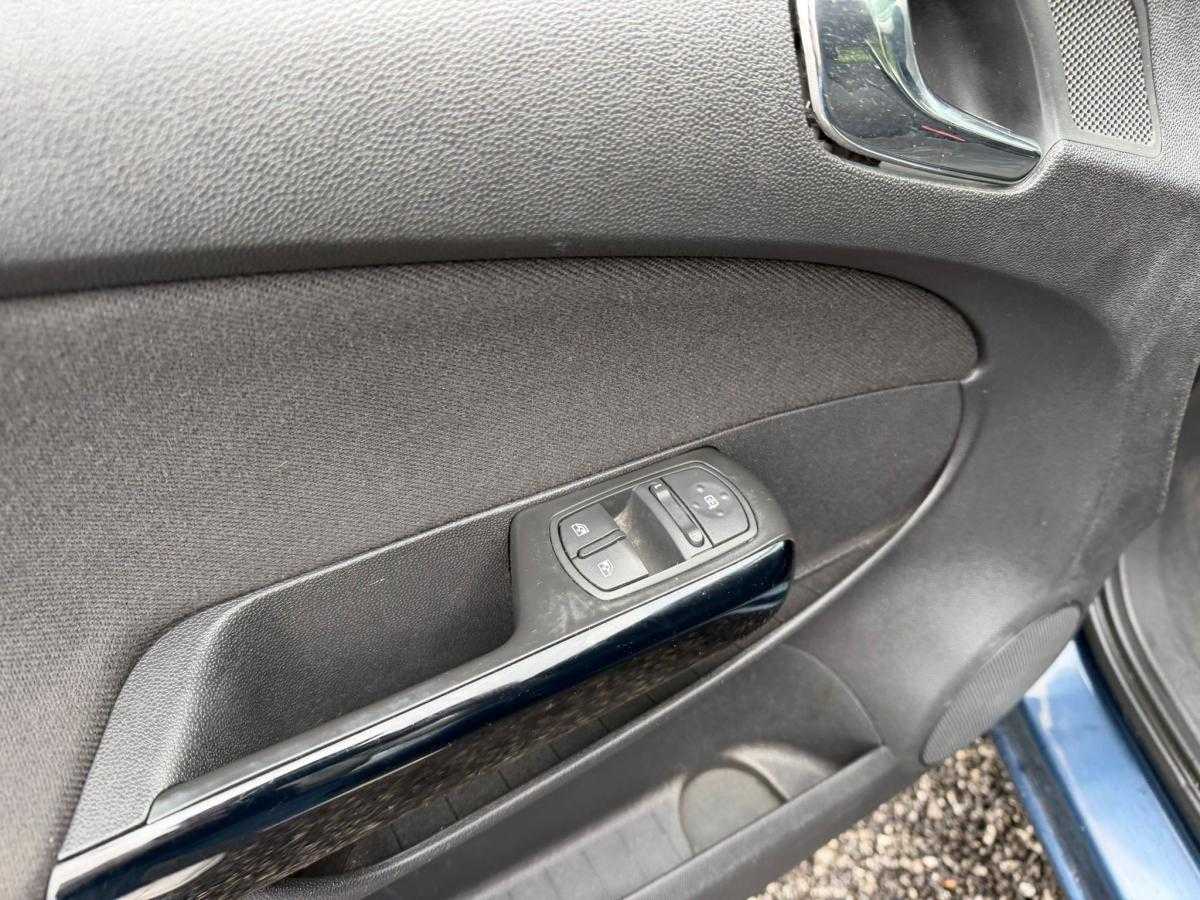 opel-corsa-2012-gasolina-1229cc