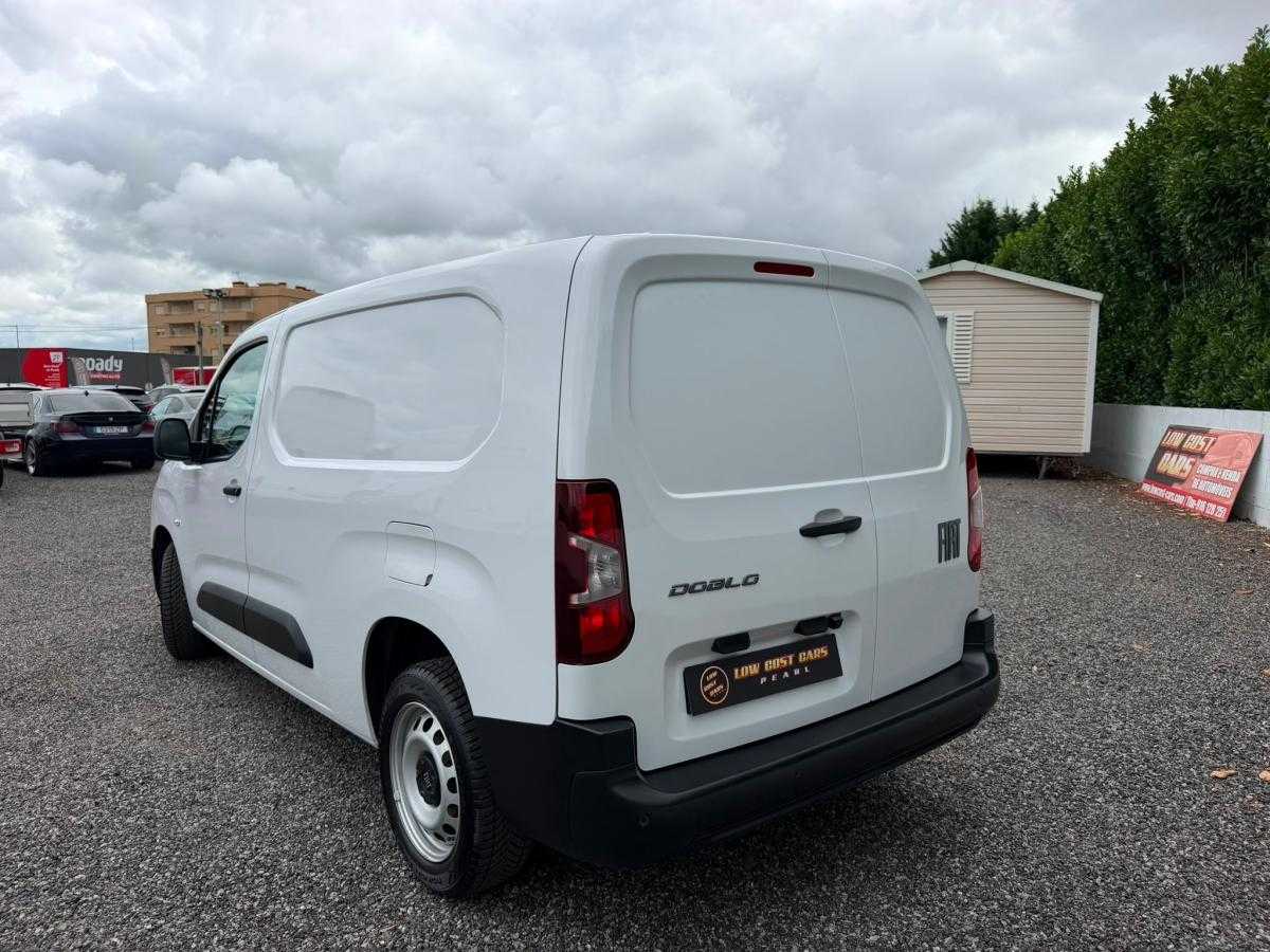fiat-doblo-2025-diesel-1499cc