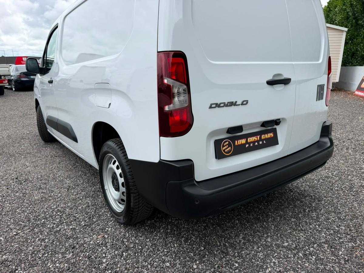 fiat-doblo-2025-diesel-1499cc