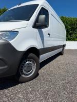 mercedes-benz-sprinter-2023-diesel-1950cc