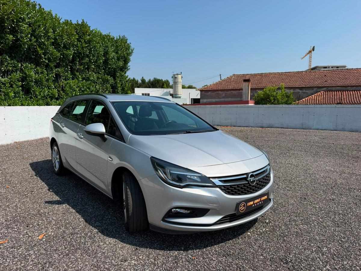 opel-astra-sport-tourer-2017-diesel-1598cc
