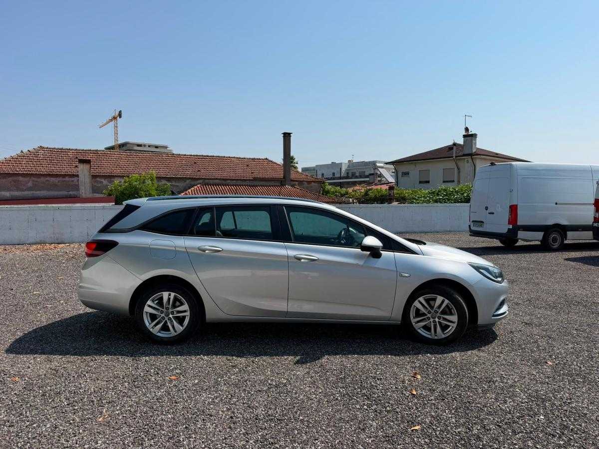 opel-astra-sport-tourer-2017-diesel-1598cc