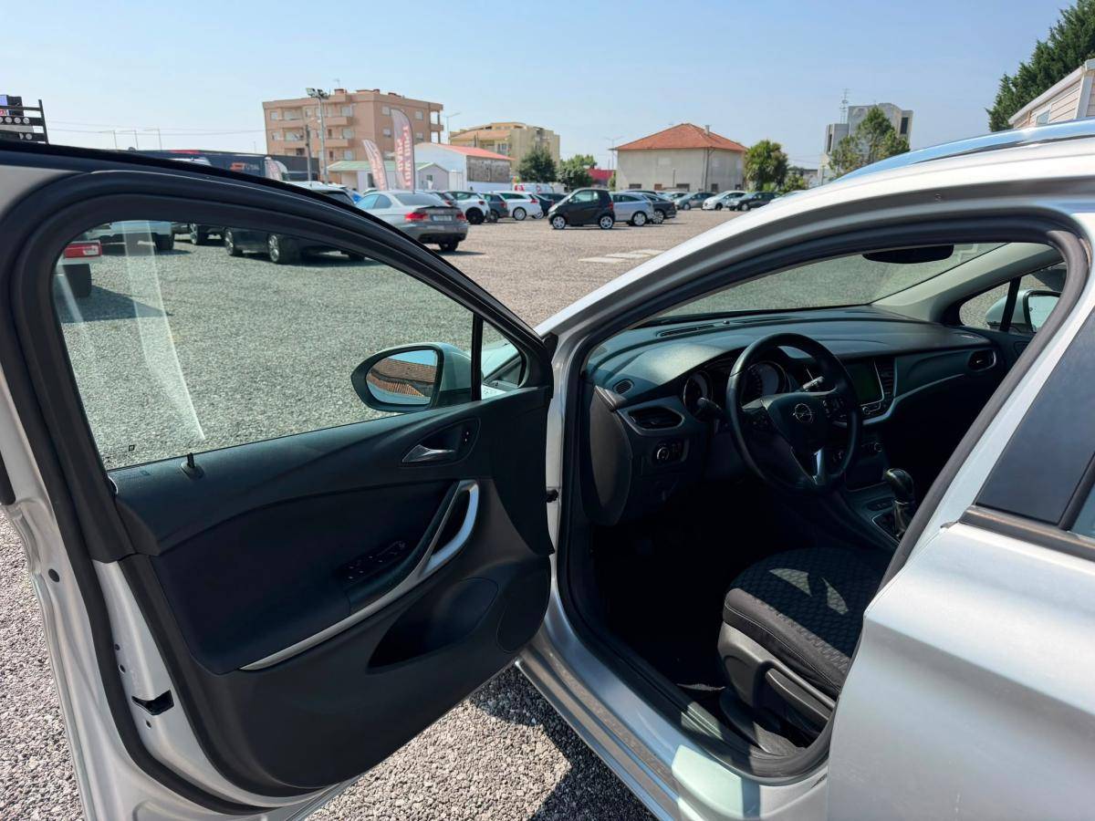 opel-astra-sport-tourer-2017-diesel-1598cc
