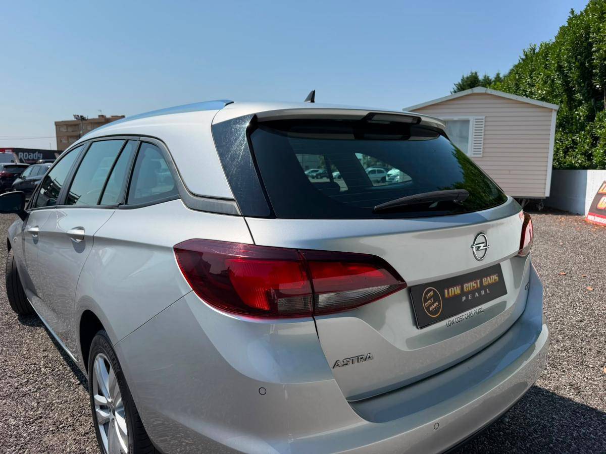 opel-astra-sport-tourer-2017-diesel-1598cc