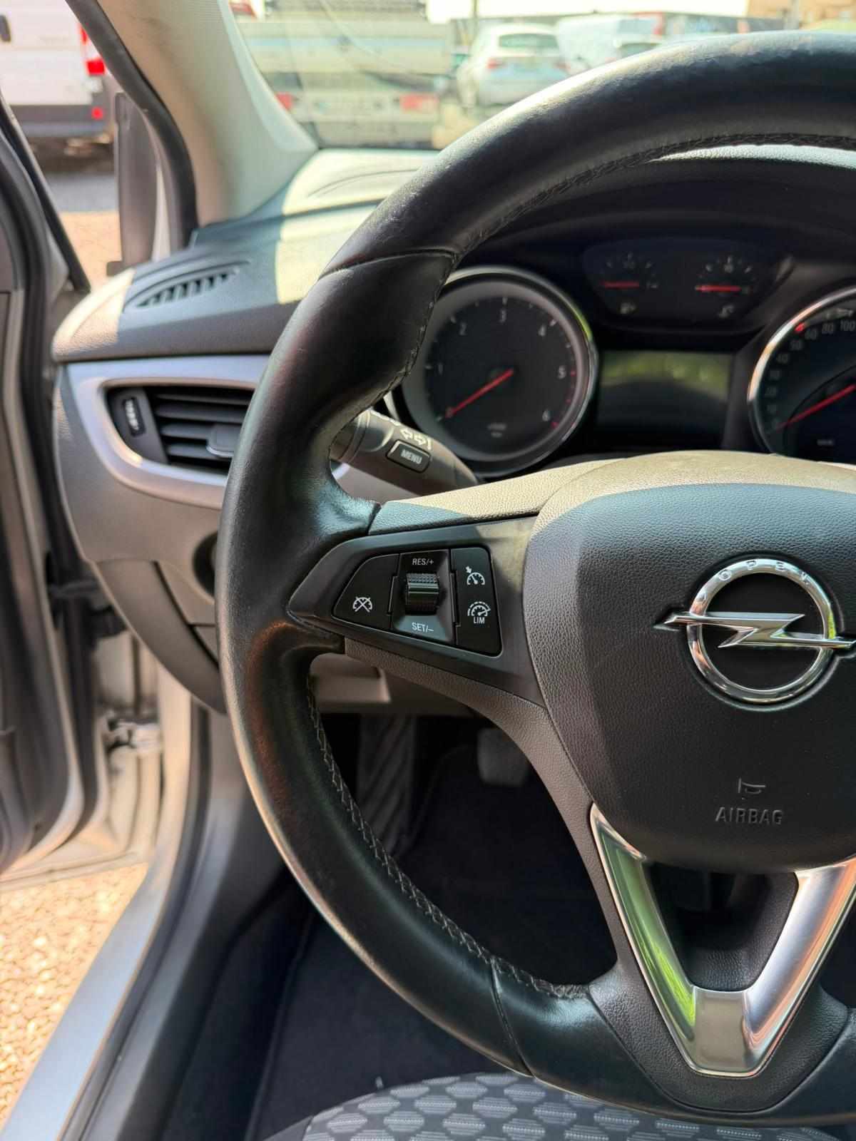 opel-astra-sport-tourer-2017-diesel-1598cc