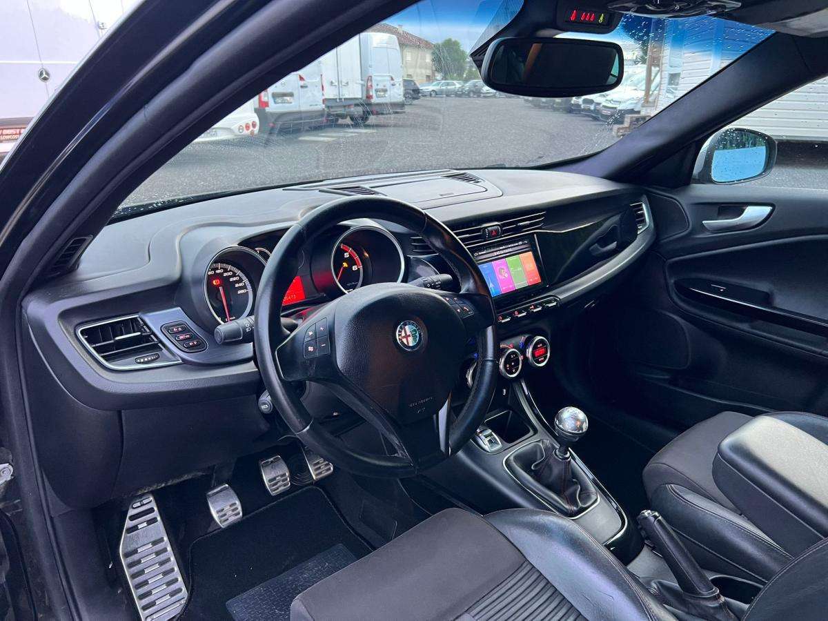 alfa-romeo-giulietta-2011-diesel-1598cc