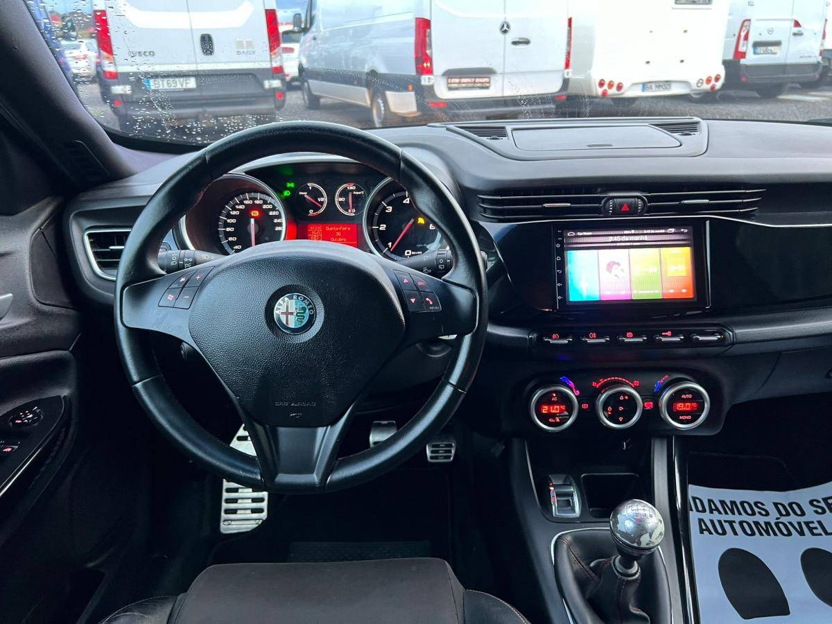 alfa-romeo-giulietta-2011-diesel-1598cc