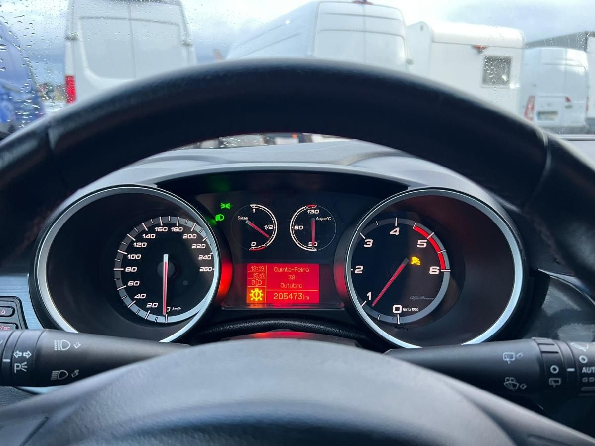 alfa-romeo-giulietta-2011-diesel-1598cc