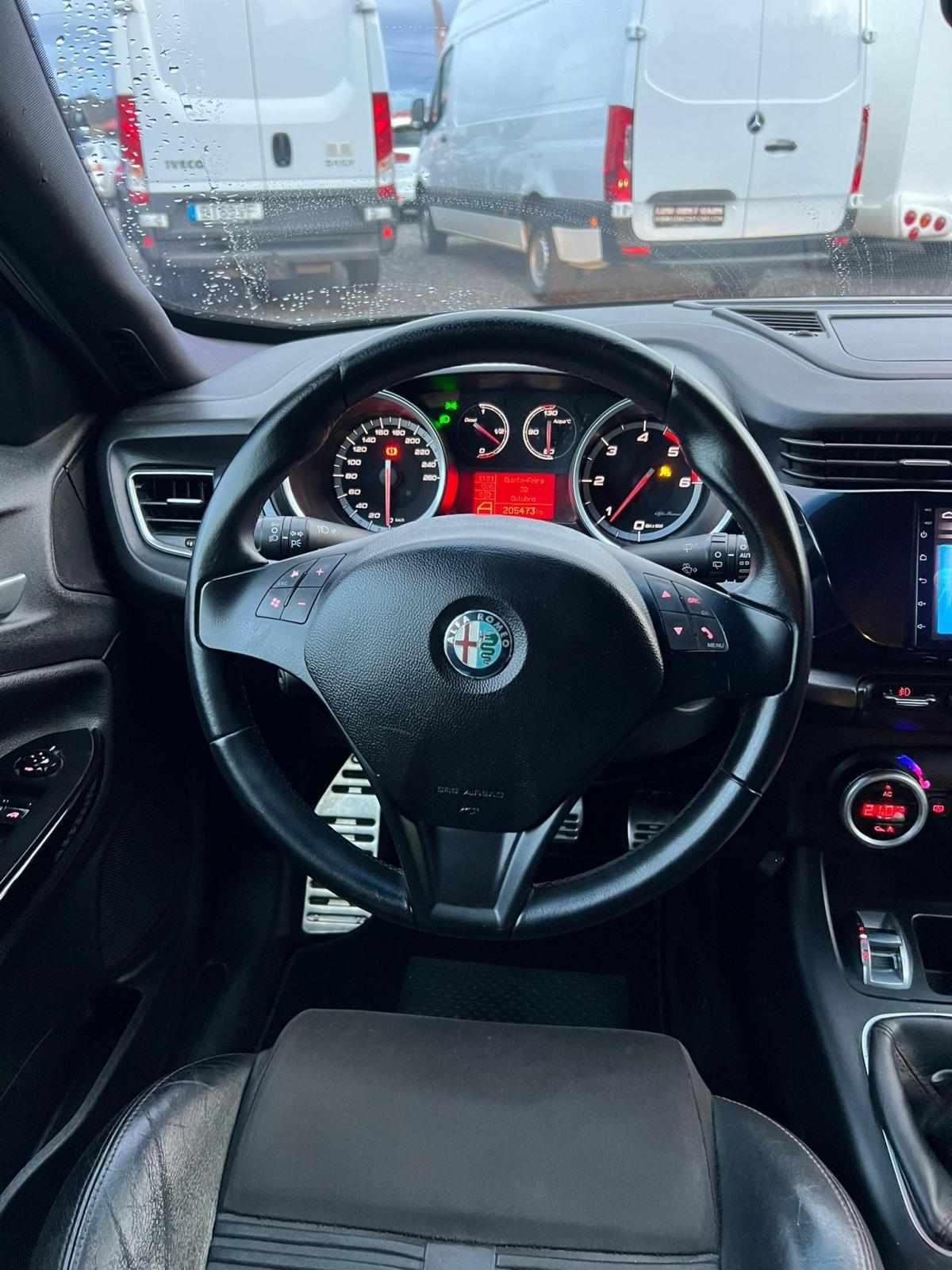 alfa-romeo-giulietta-2011-diesel-1598cc