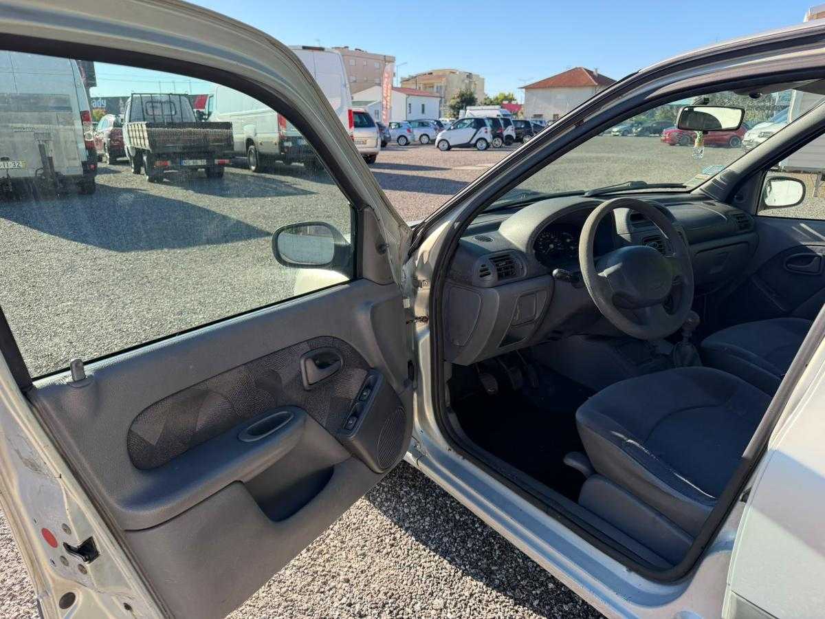 renault-clio-1999-gasolina-1149cc