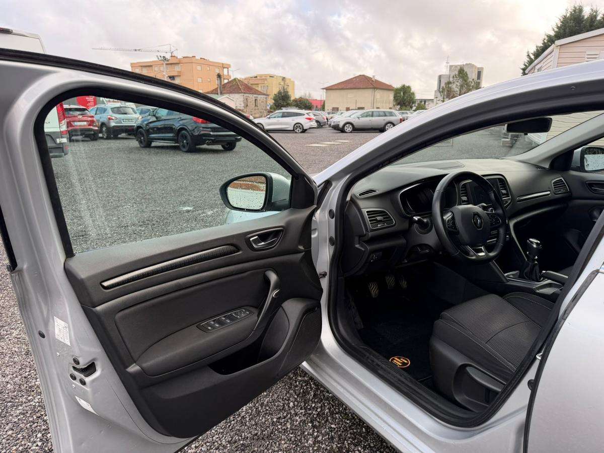 renault-megane-2017-diesel-1461cc