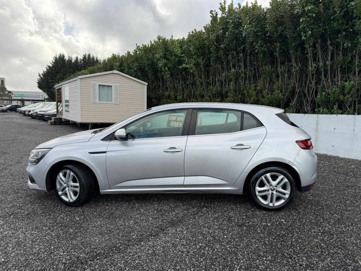 renault-megane-2017-diesel-1461cc