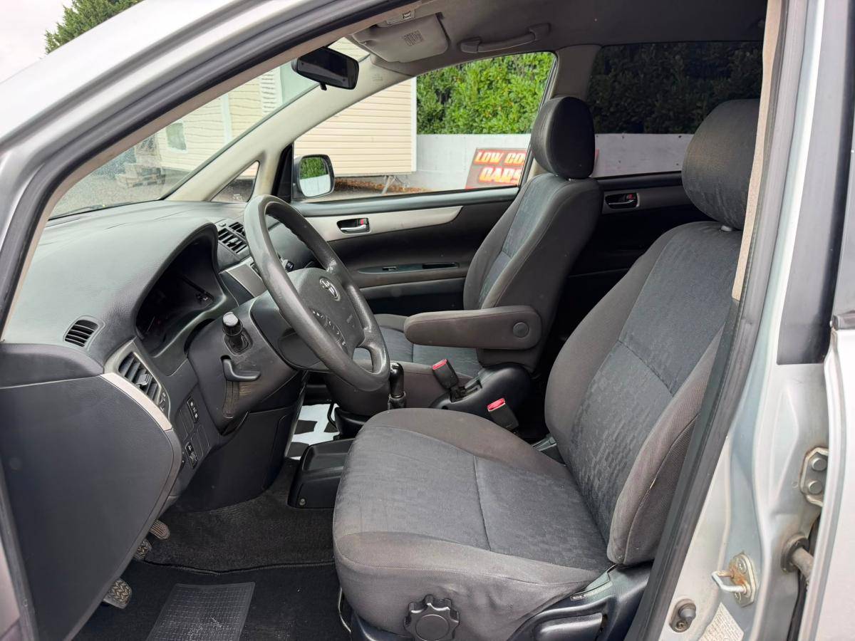 toyota-avensis-verso-2004-diesel-1995cc