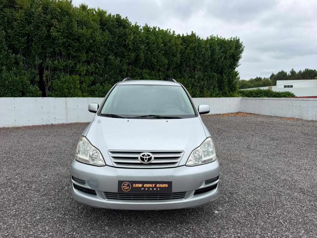 toyota-avensis-verso-2004-diesel-1995cc