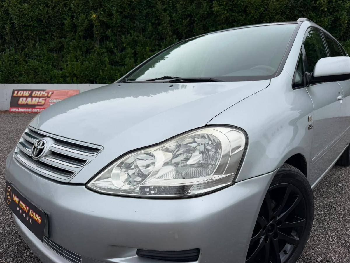 toyota-avensis-verso-2004-diesel-1995cc