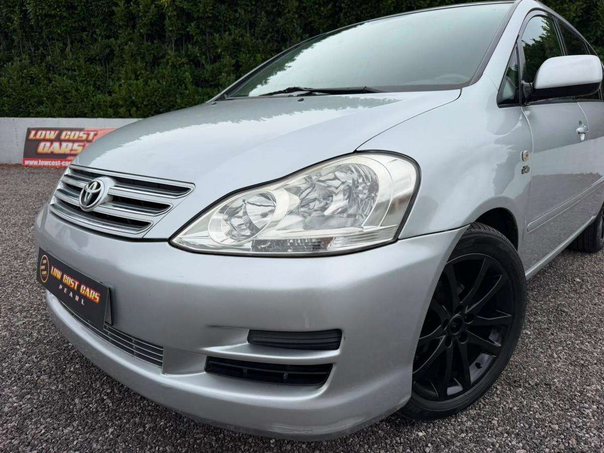 toyota-avensis-verso-2004-diesel-1995cc