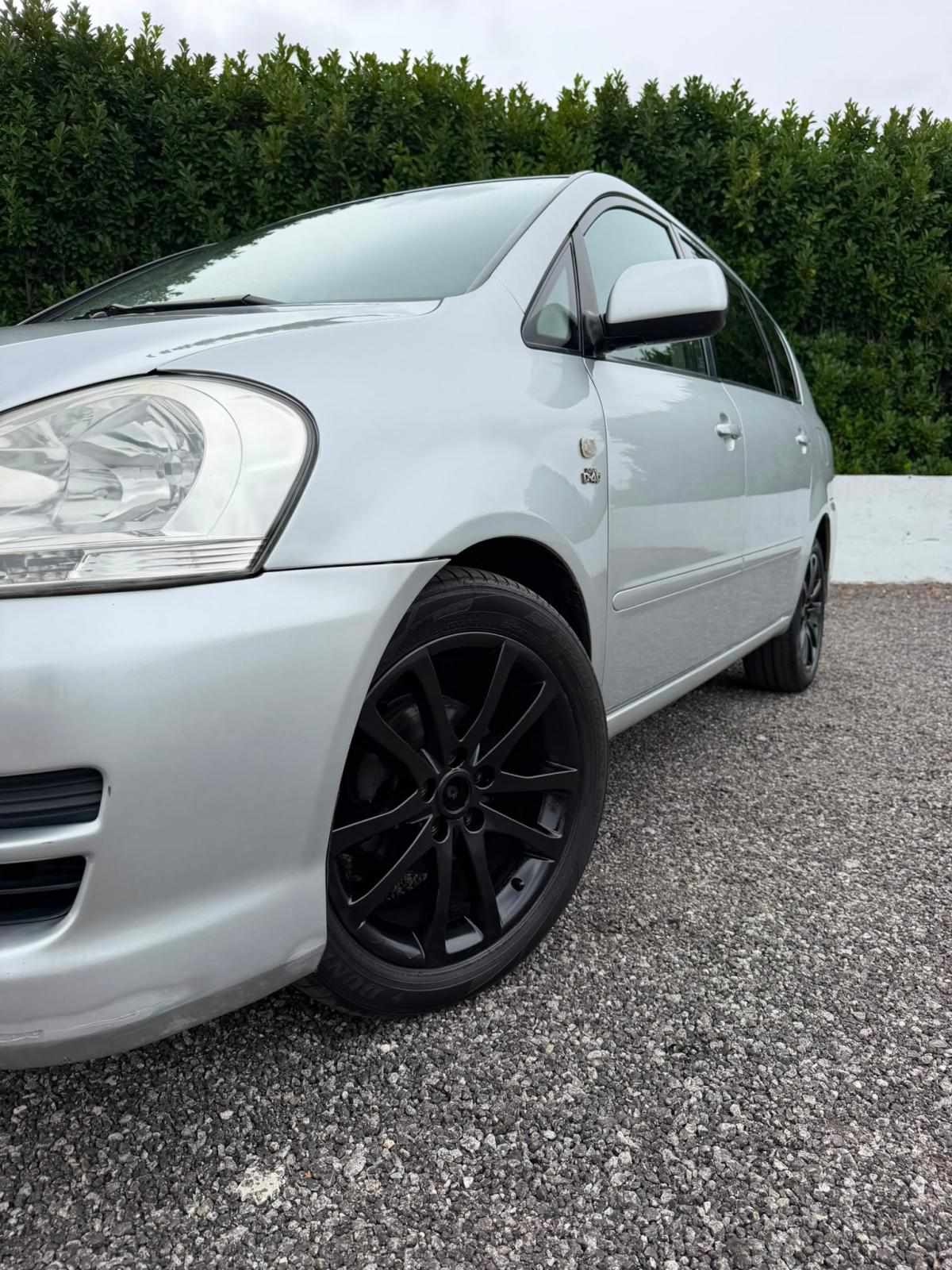 toyota-avensis-verso-2004-diesel-1995cc