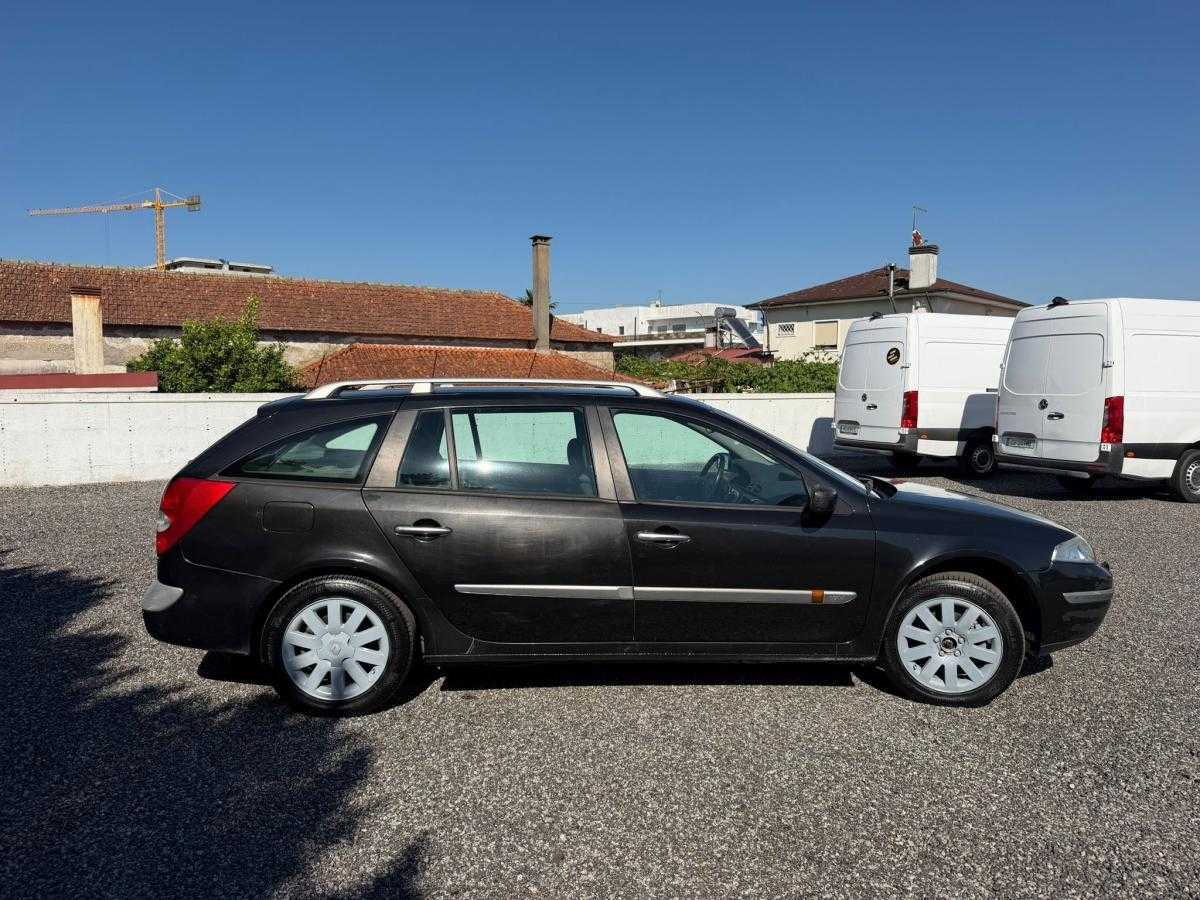 renault-laguna-break-2004-gasolina-1598cc