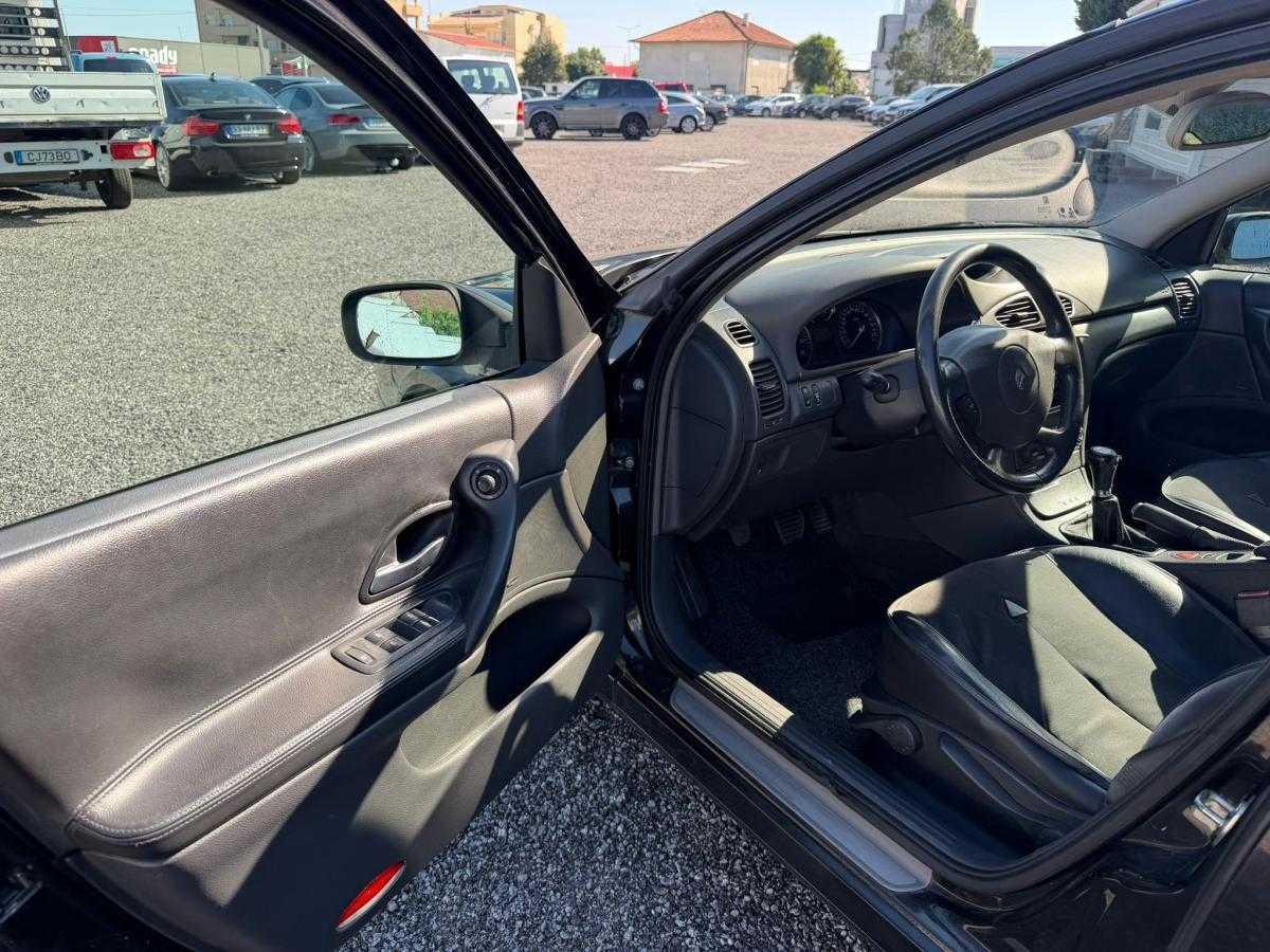 renault-laguna-break-2004-gasolina-1598cc