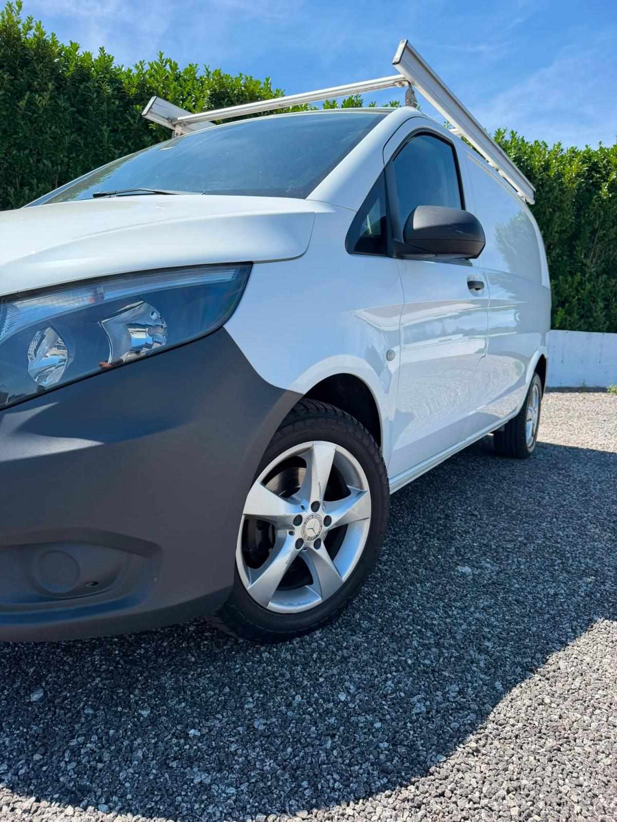 mercedes-benz-vito-2017-diesel-1598cc