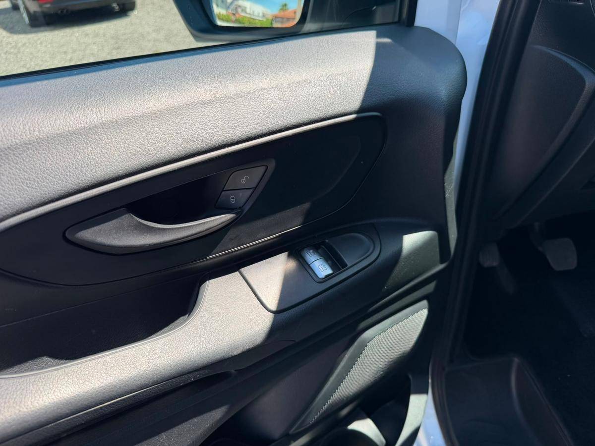 mercedes-benz-vito-2017-diesel-1598cc