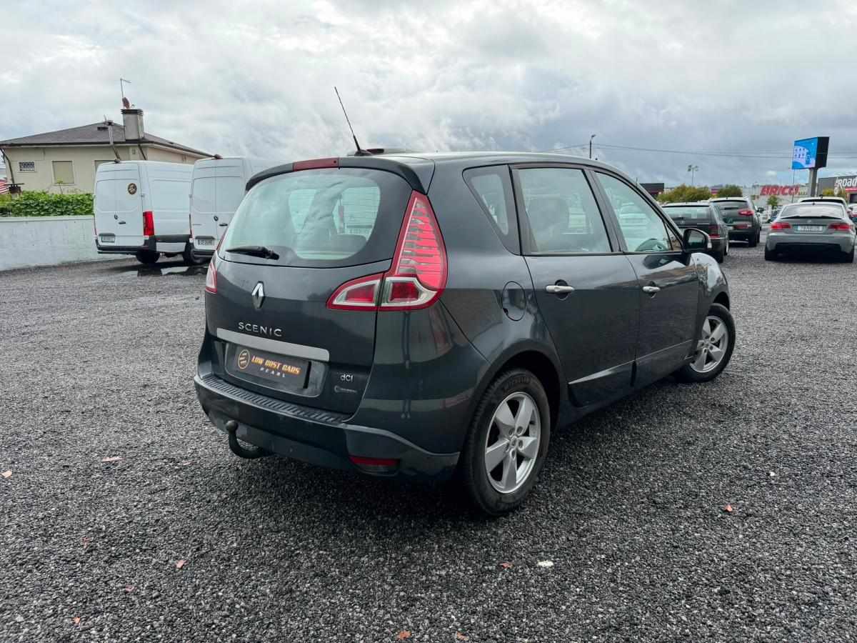 renault-scenic-2010-diesel-1870cc