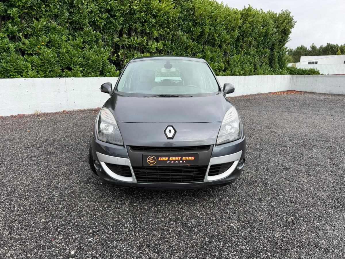 renault-scenic-2010-diesel-1870cc
