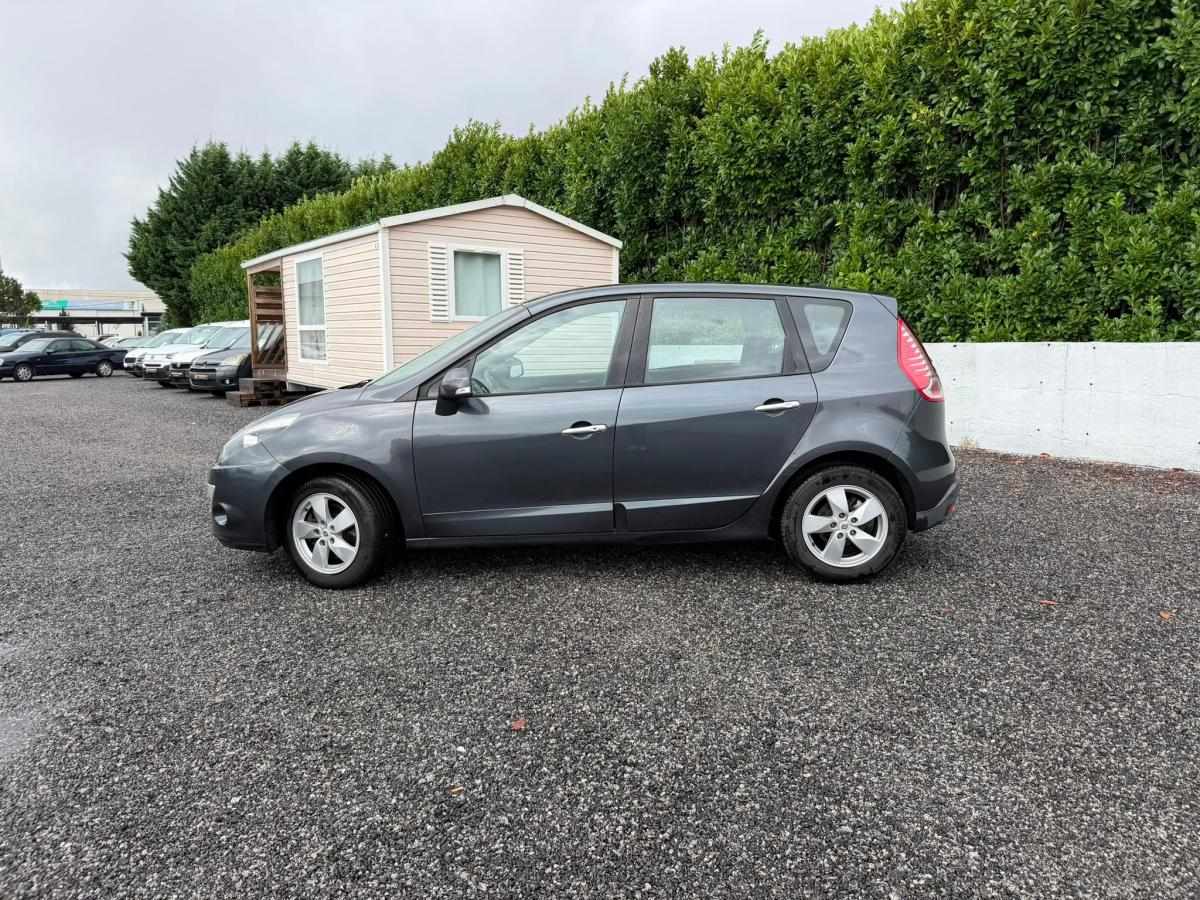 renault-scenic-2010-diesel-1870cc
