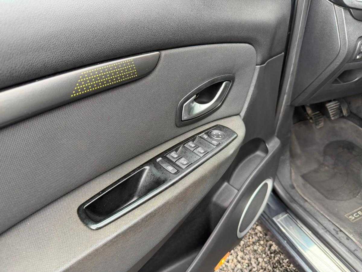 renault-scenic-2010-diesel-1870cc